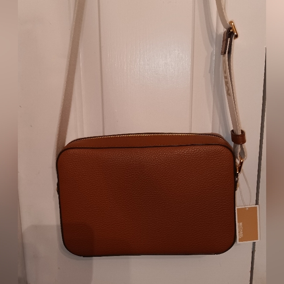 Michael Kors Crossbody Bag - Picture 3 of 16